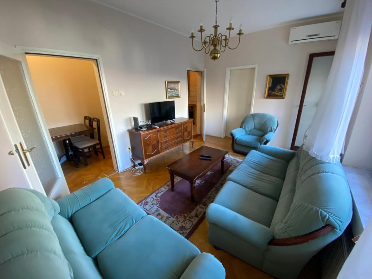 Appartement Stan Novi Sad 5G Wifi Extérieur photo